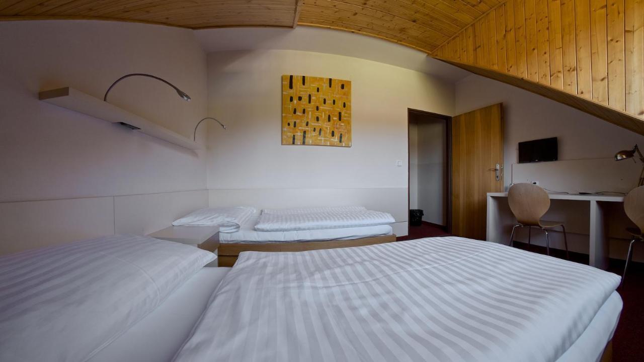 Sporthotel Kácov Εξωτερικό φωτογραφία